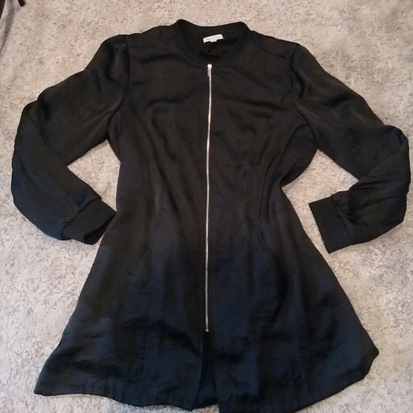 Longline Silky Blazer - Picture 1 of 9